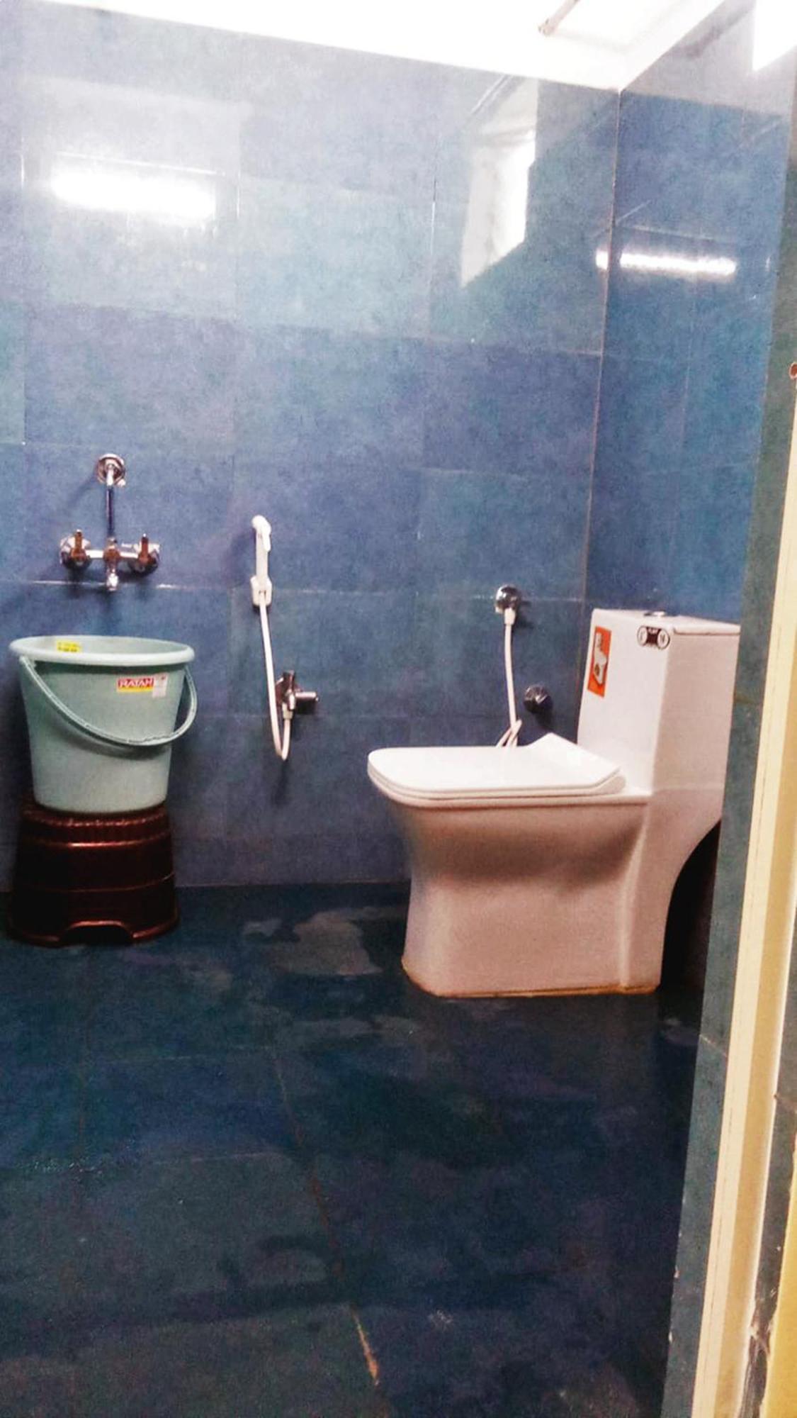 Udupi Deluxe Lodge Gulbarga Kalaburagi Buitenkant foto