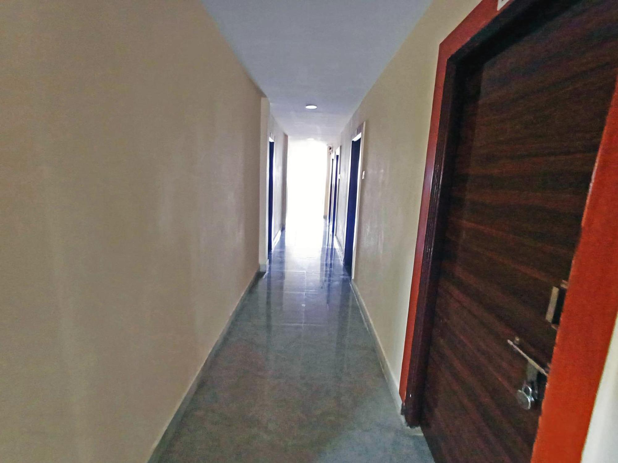 Udupi Deluxe Lodge Gulbarga Kalaburagi Buitenkant foto